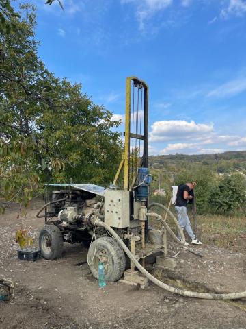 Foraje puturi, Olx foraje puturi, Foraje puturi 100m, Cat costa un put de 40 m